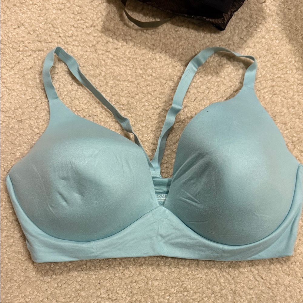 Victoria's Secret Sky Blue Bra Wireless